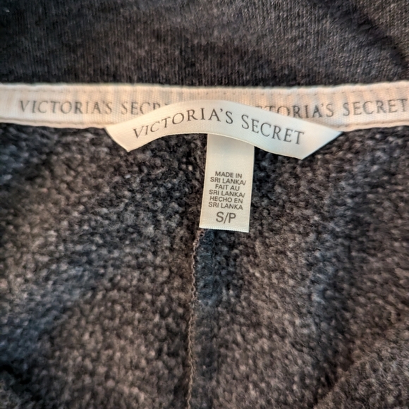 Victoria's Secret wing charm 1/4 zip tunic style sweatshirt fleece lined size sm - Picture 7 of 10